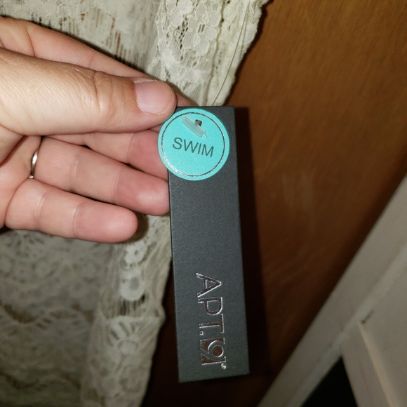 NWT Swim cover up XL off-white - Picture 4 of 5